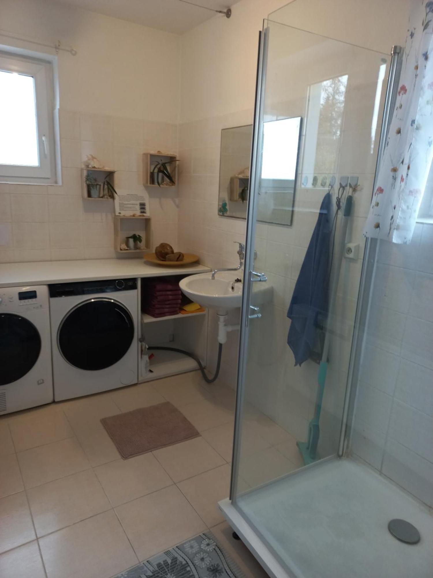 Paradise Villa Apartment Praha Bagian luar foto